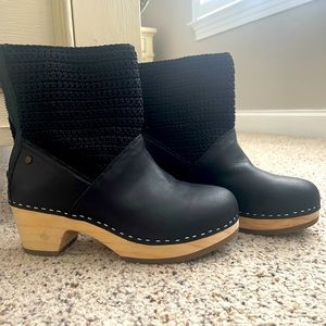 The Sak leather / crochet boots with wooden sole. Almost new condition. 8M black